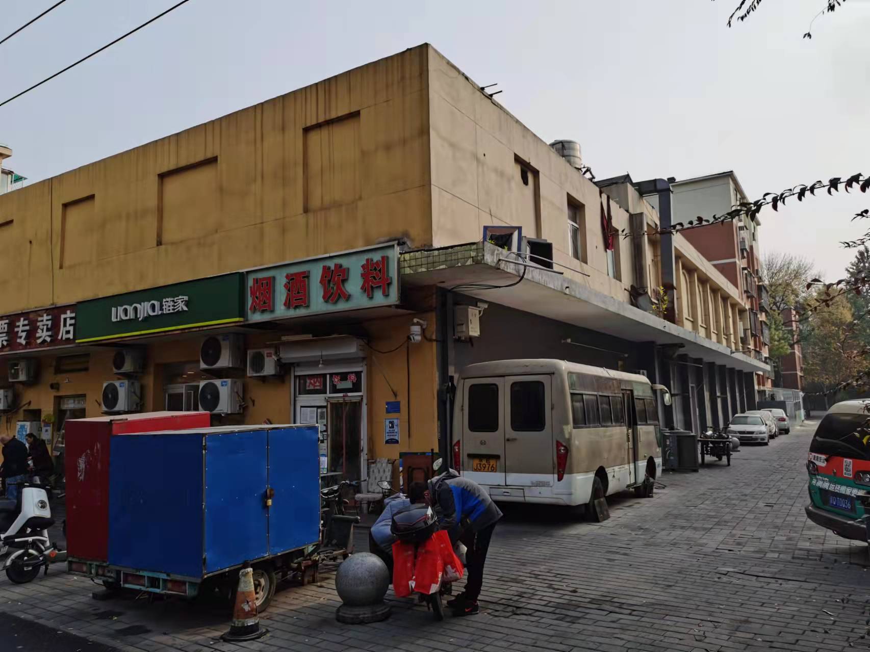 西城旺铺出租可餐饮 火锅 大型超市 任何行业 有燃气