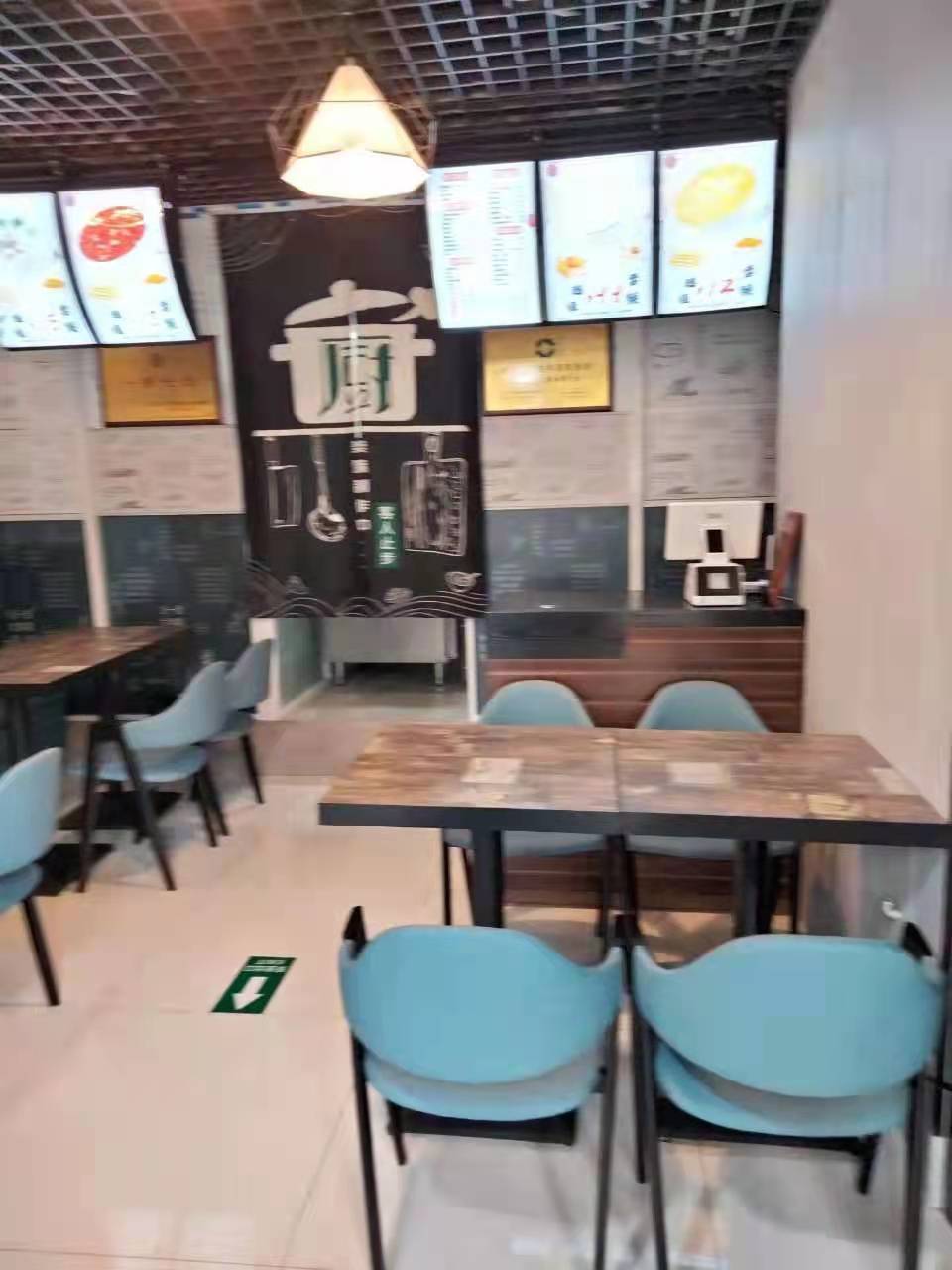  餐饮店转让临街一层